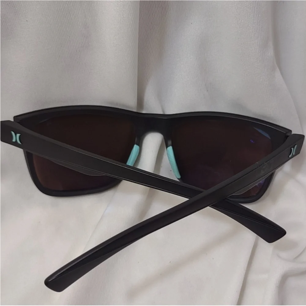 NEW Men's Hurley Polarized Sunglasses
